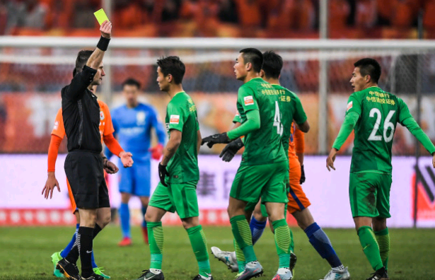 但他们在比 但他们在比