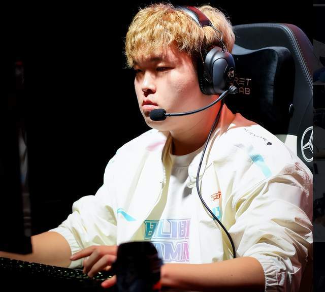 入主场球迷 入主场球迷