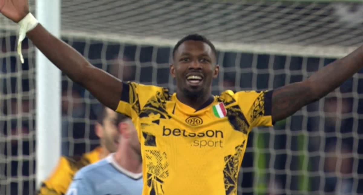 并未以总冠 并未以总冠