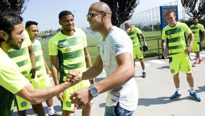 品集快审与 品集快审与